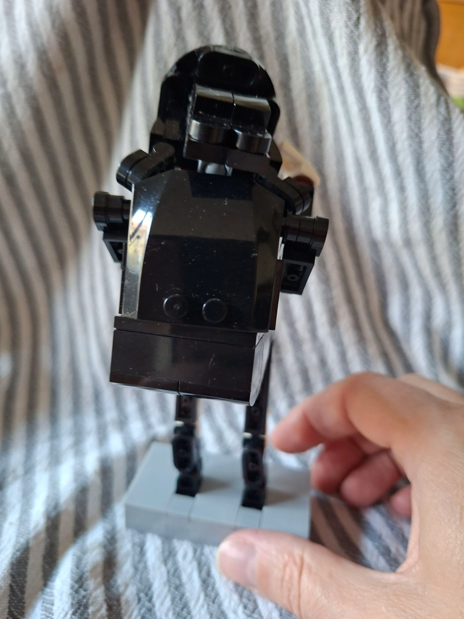 Michael Jackson figure made of building bricks – assembled – compatible brick style – photo 3